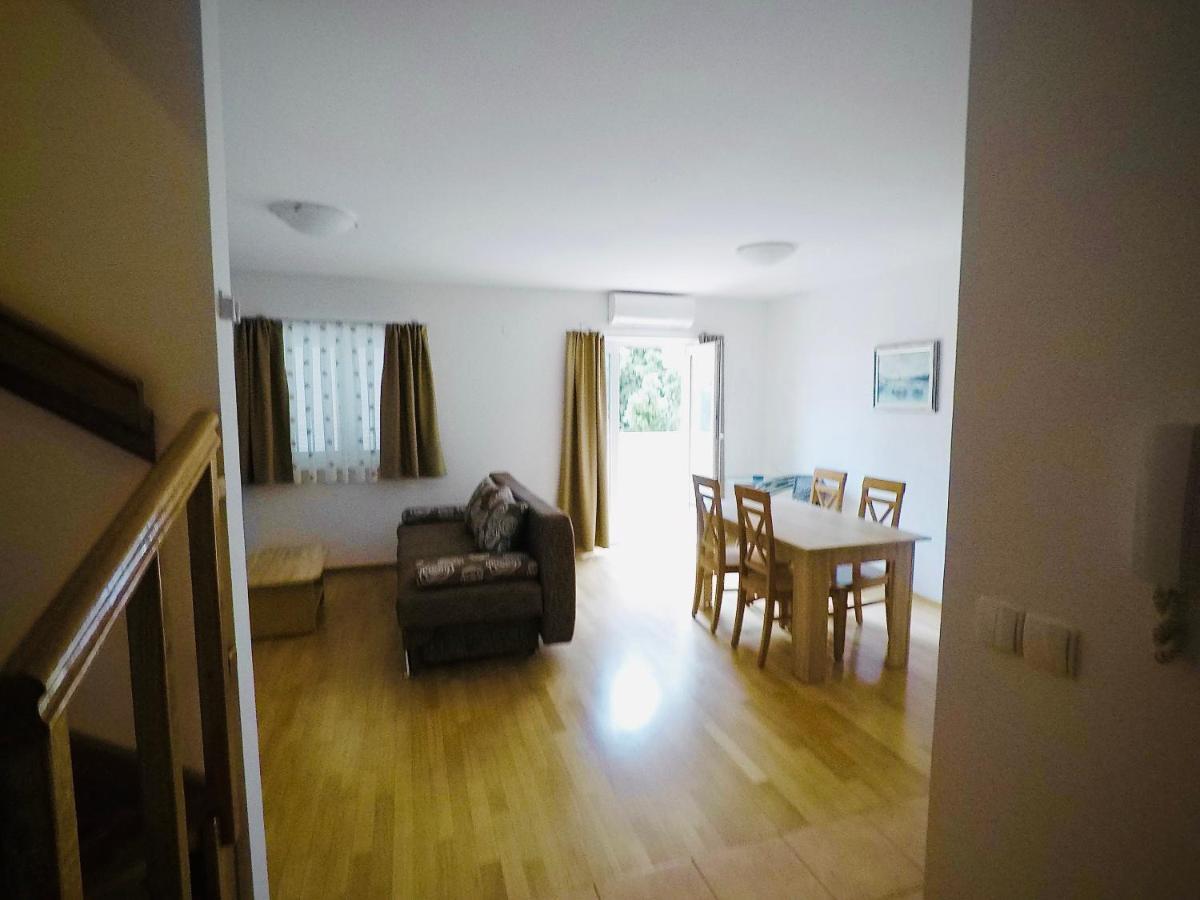 Apartmani Funda Bol Exterior photo