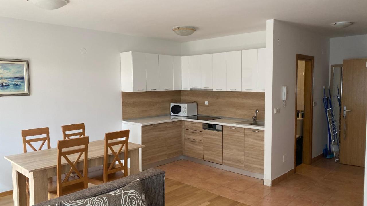 Apartmani Funda Bol Exterior photo